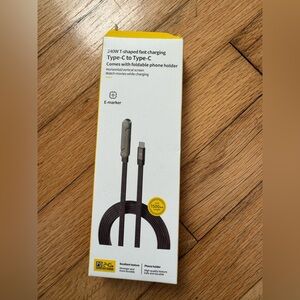 Black Braided 240W T-Shaped Fast Charging Type-C to Type-C IPhone Charger Cord